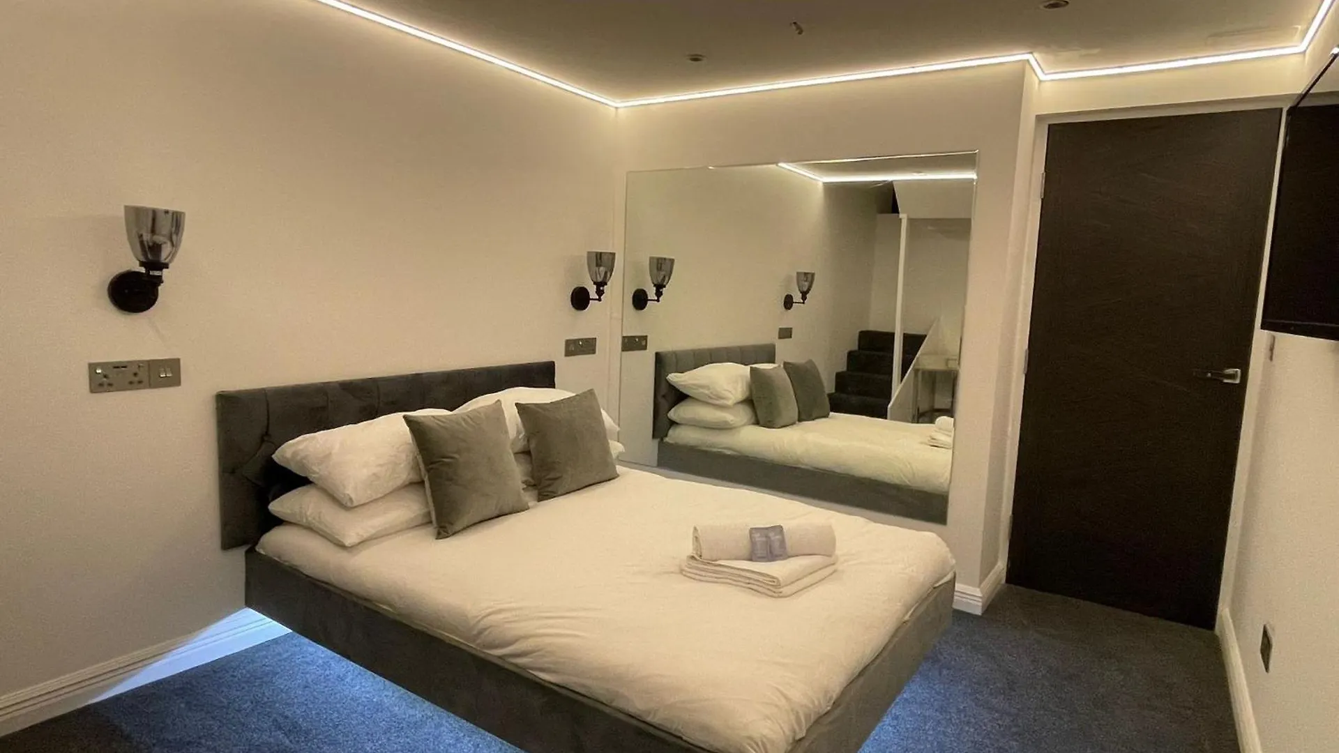 Edinburgh Retreat 2 Bedrooms & Steam Room Daire